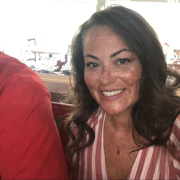 Meet your Posher, Aurielle - Picture 1 of 1